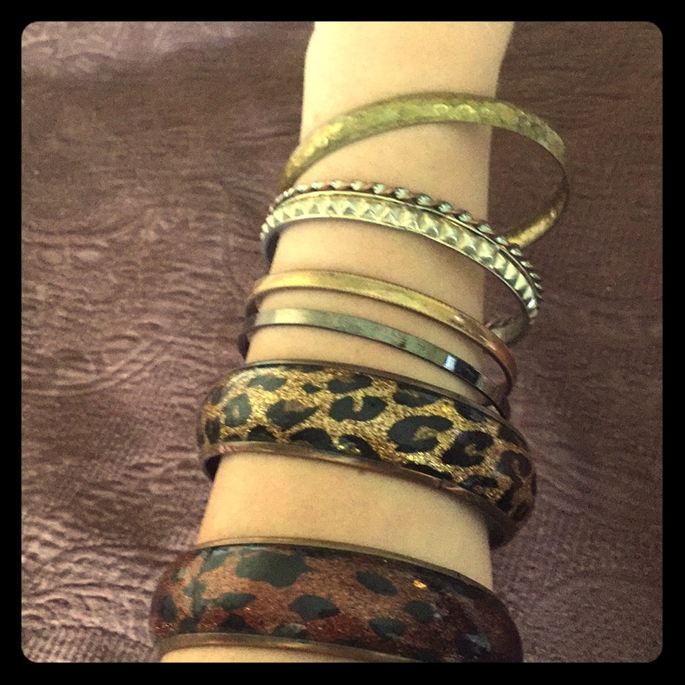 💕 Set of 7 Bracelets